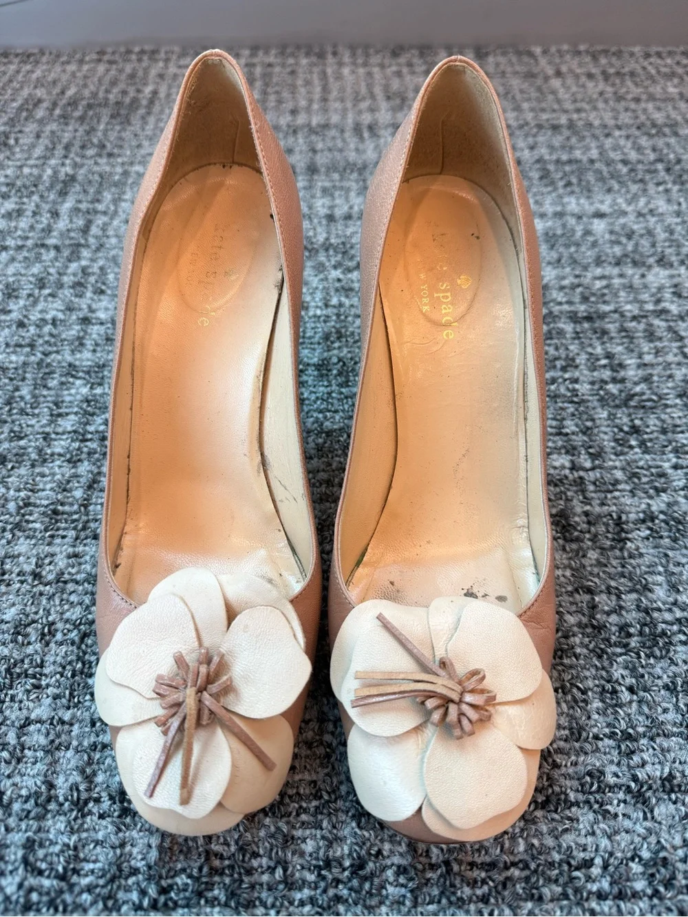 Kate Spade “Zaria” leather beige heels